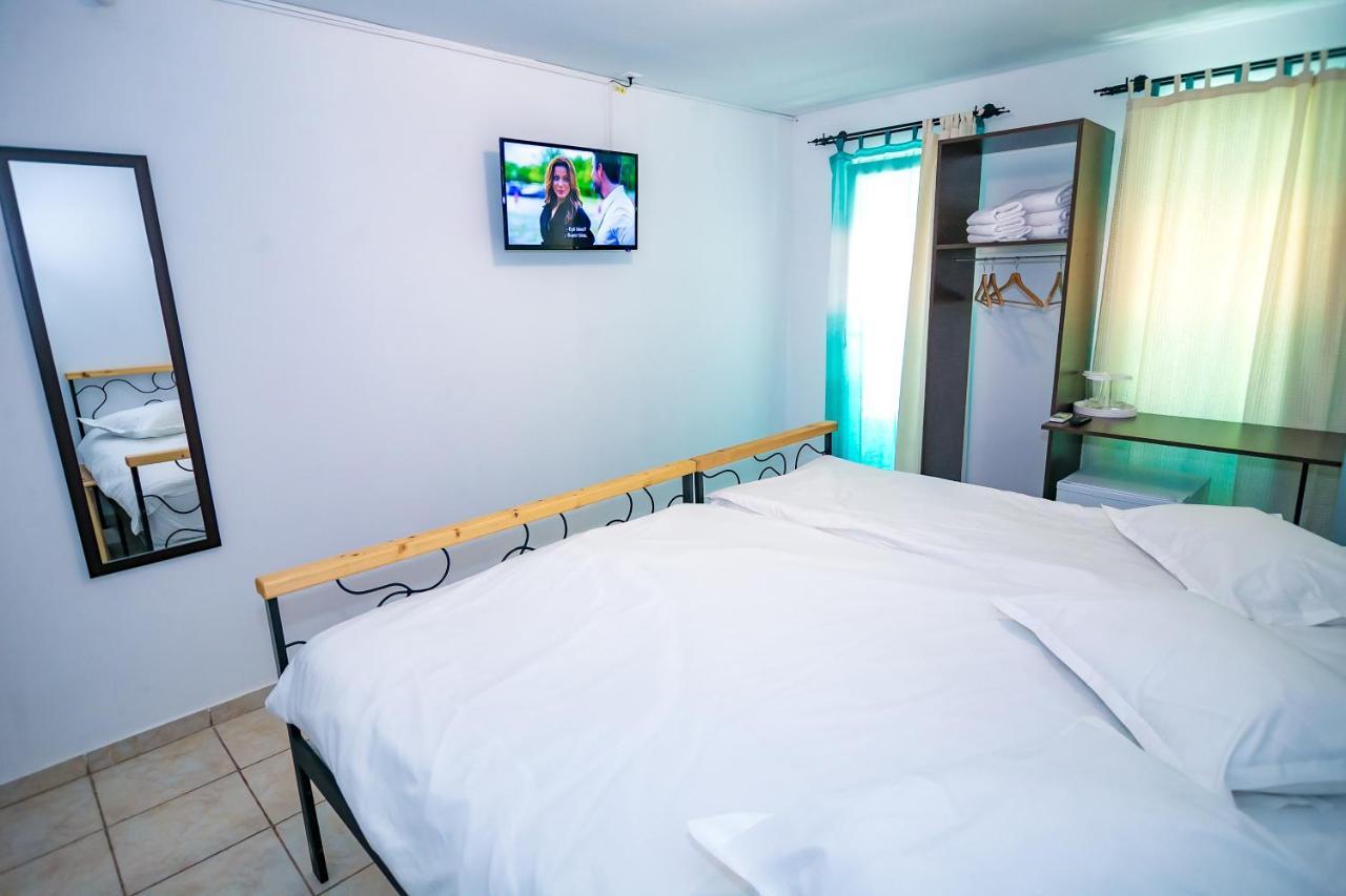 Neata Vama Veche Hotel Eksteriør billede