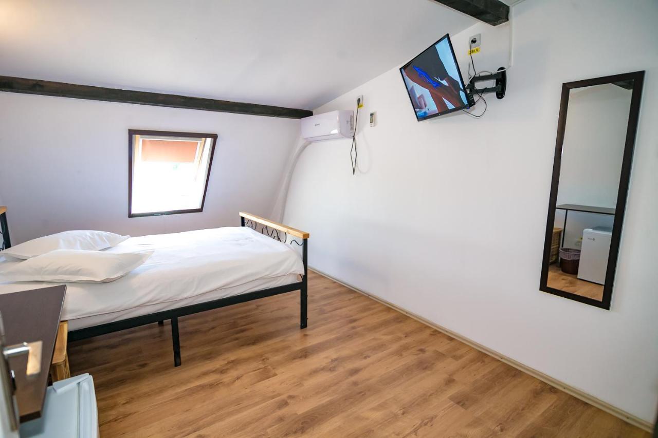 Neata Vama Veche Hotel Eksteriør billede